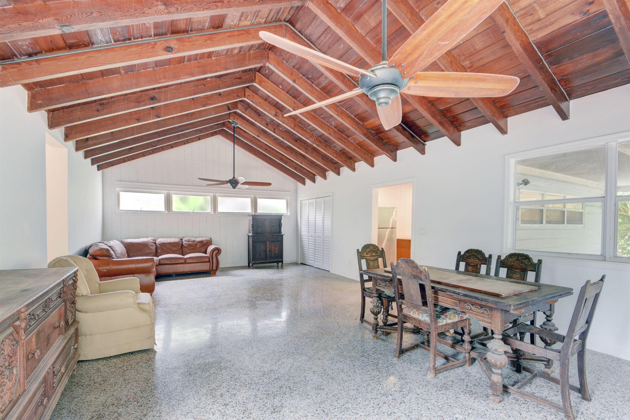 CENTRAL PARK 1 TH PT OF LT 27 LYG W OF W R/W LI OF - Residential Income