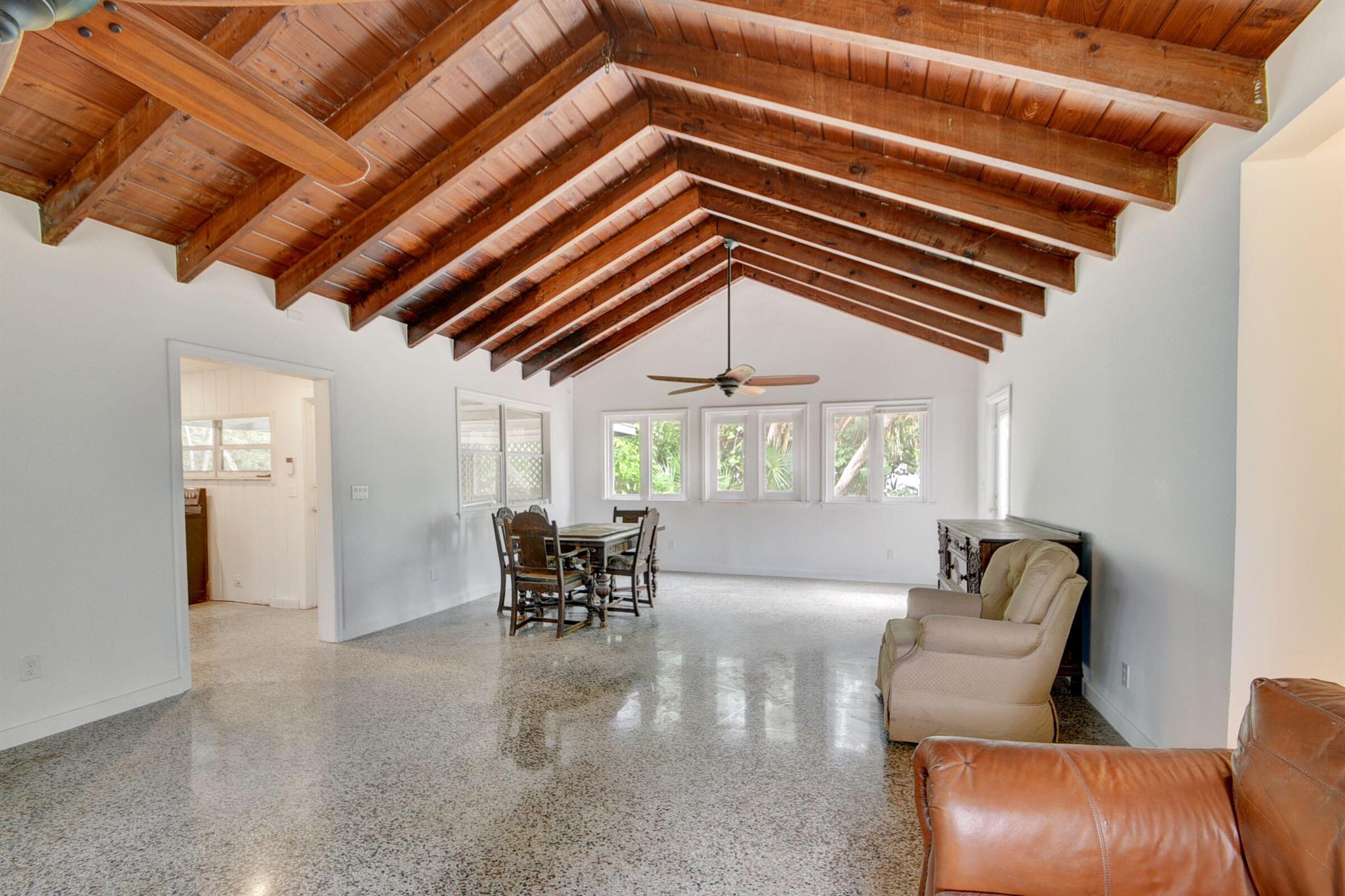 CENTRAL PARK 1 TH PT OF LT 27 LYG W OF W R/W LI OF - Residential Income