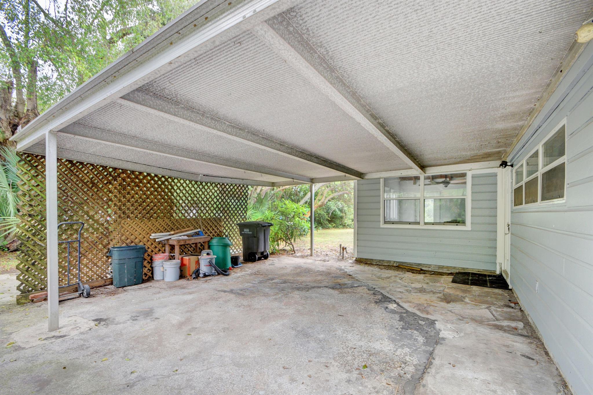 CENTRAL PARK 1 TH PT OF LT 27 LYG W OF W R/W LI OF - Residential Income