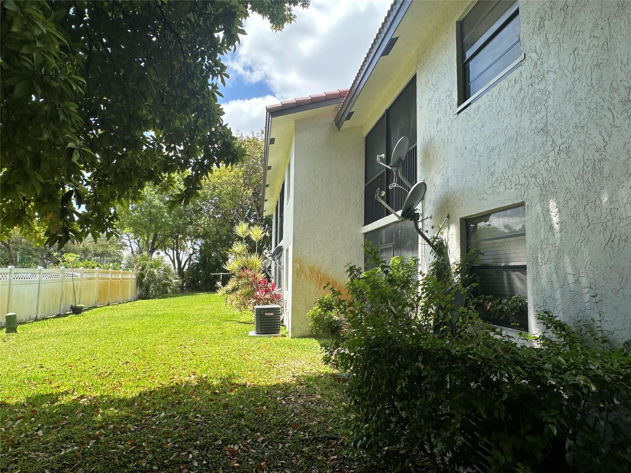 11676 NW 45th Street