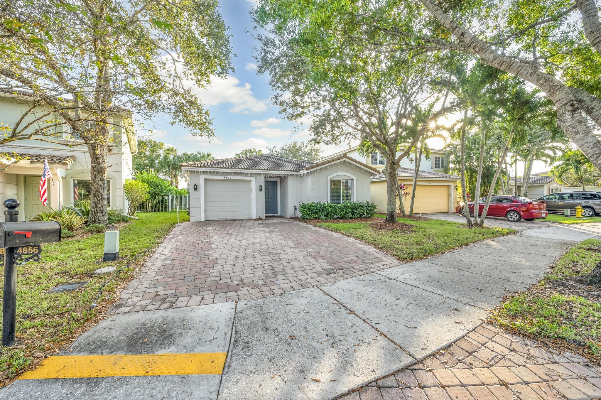 MARTINS CROSSING - Residential Lease