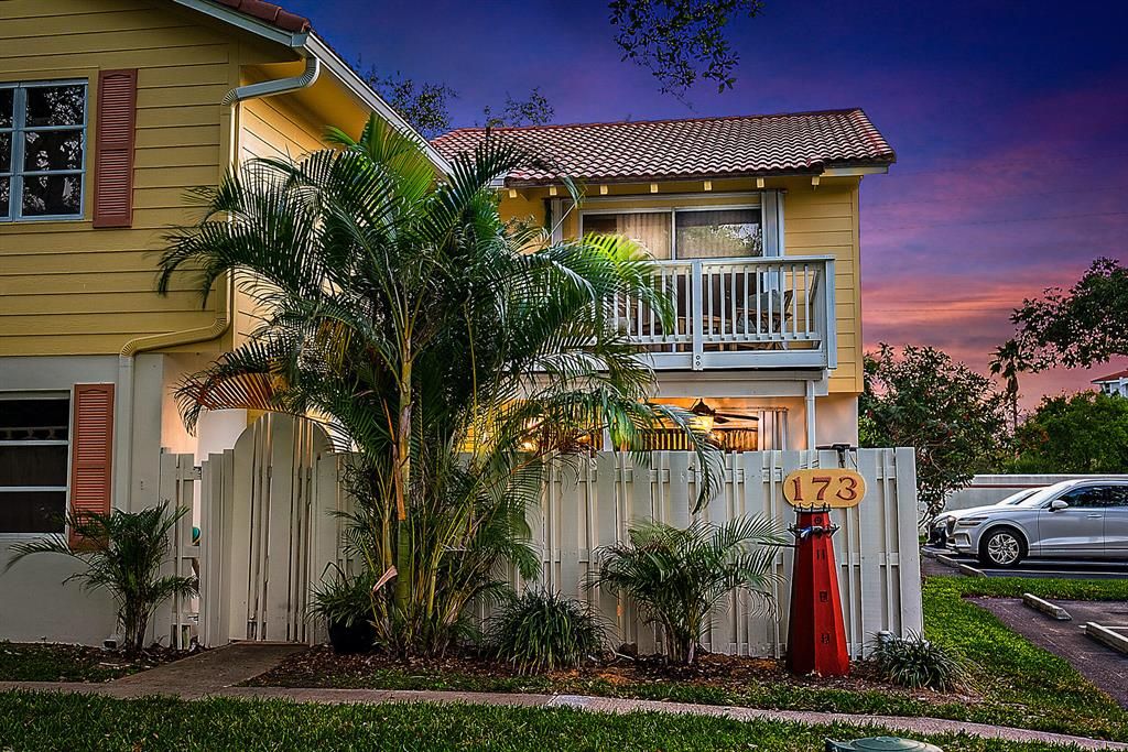 Photo of 173 Seabreeze Circle, Jupiter, FL 33477 (MLS # R10872754)