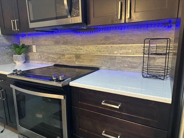 WOODLAND LAKE ESTATES - Residential Lease