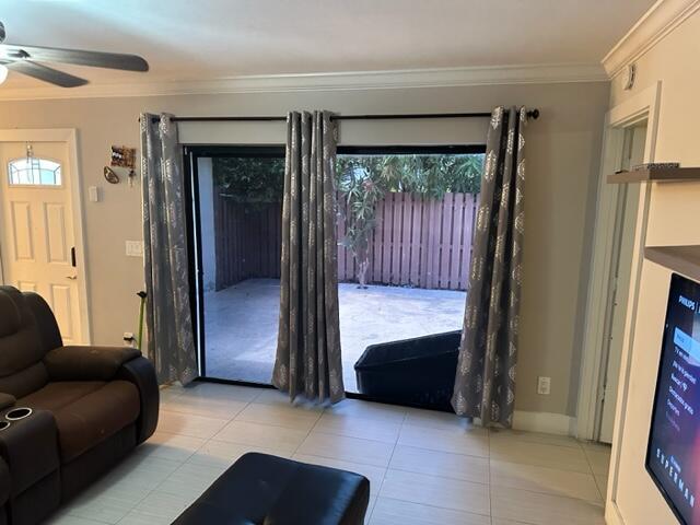 WOODLAND LAKE ESTATES - Residential Lease