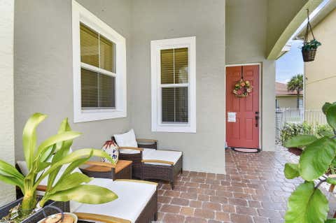 Tiny photo for 742 NW LEONARDO Circle, Port Saint Lucie, FL 34986 (MLS # B26053021)