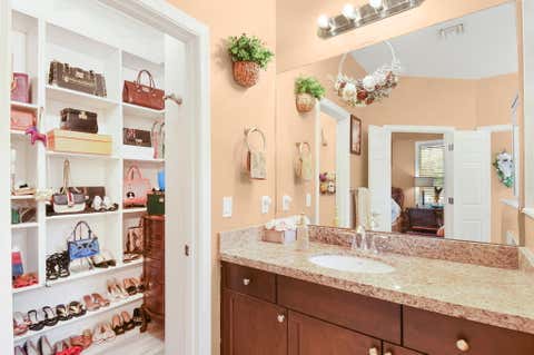 Tiny photo for 742 NW LEONARDO Circle, Port Saint Lucie, FL 34986 (MLS # B26053021)