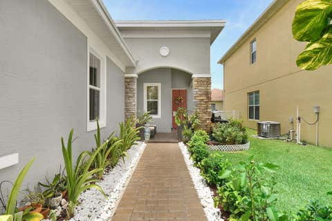 Tiny photo for 742 NW LEONARDO Circle, Port Saint Lucie, FL 34986 (MLS # B26053021)