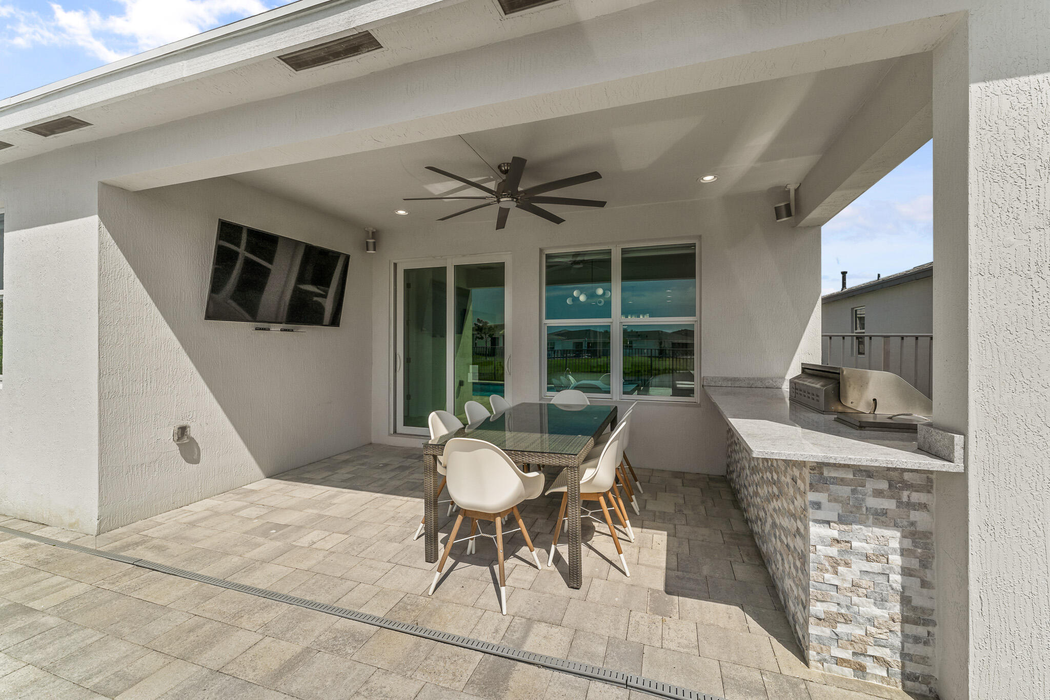 MATTAMY AT SOUTHERN GROVE PLAT 1 REPLAT - Residential