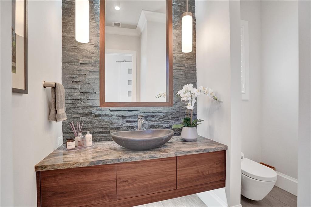 Gould Island 15-62 B - Residential