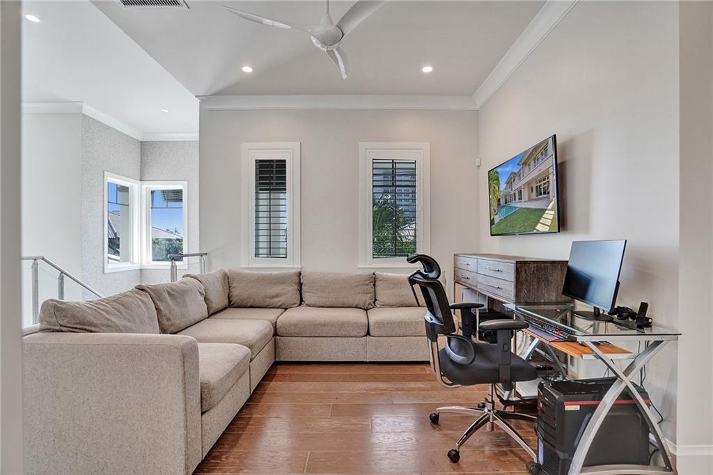 Gould Island 15-62 B - Residential