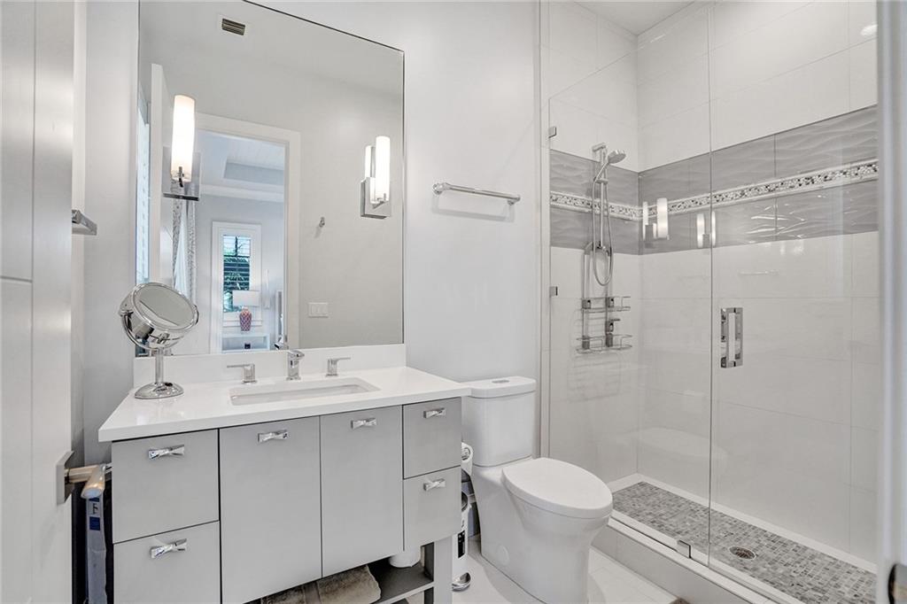 Gould Island 15-62 B - Residential