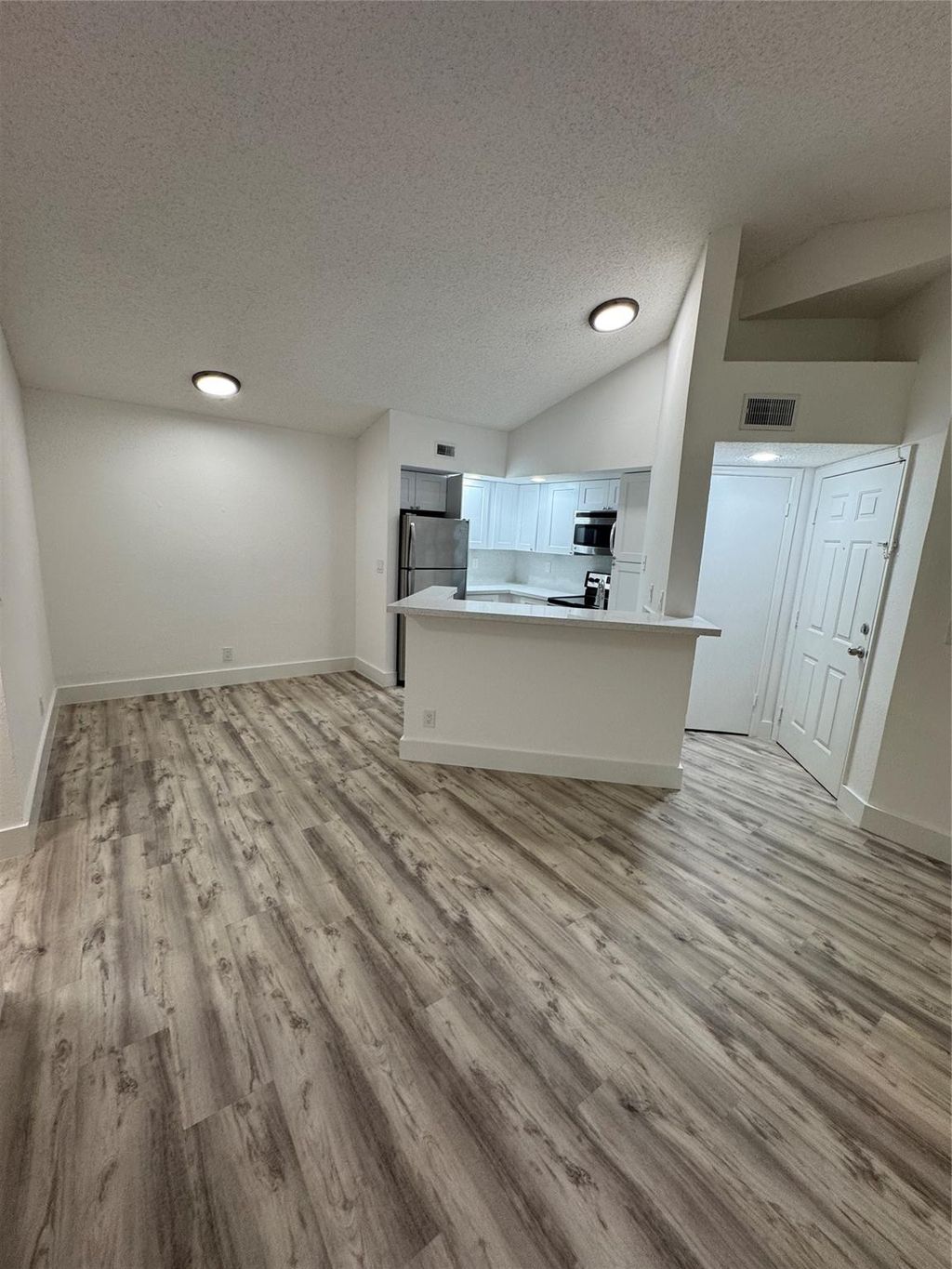 Photo of 643 Vista Isles Drive #1823, Plantation, FL 33325 (MLS # F10554872)