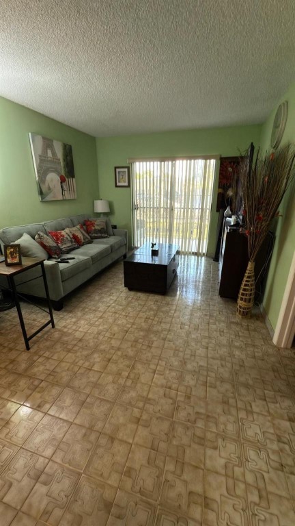 ALCALA PLAZA - Residential