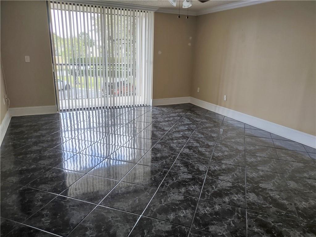 HORIZONS WEST CONDO - Residential