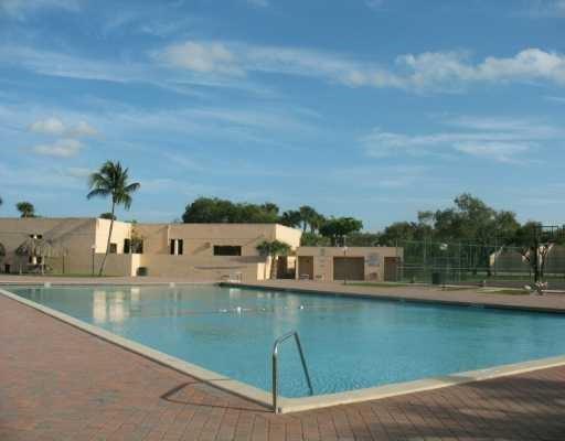 HORIZONS WEST CONDO - Residential