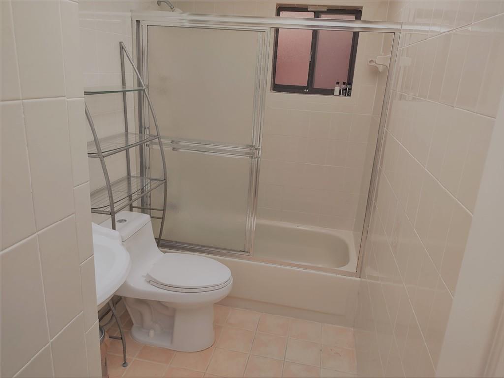 HORIZONS WEST CONDO - Residential