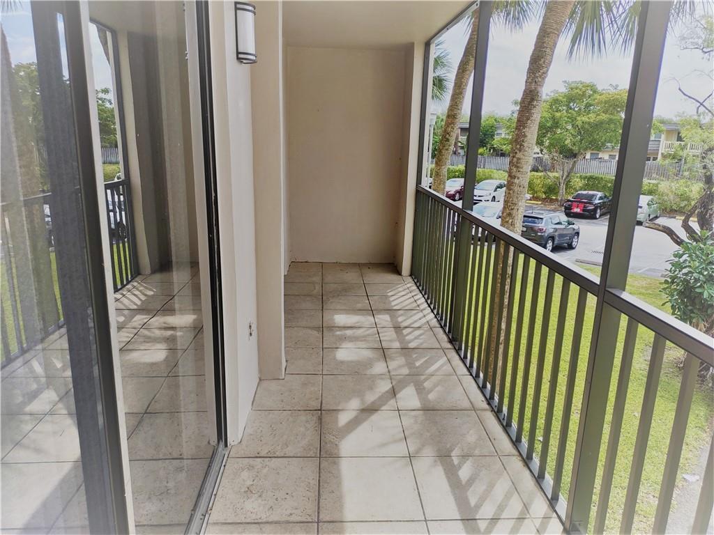 HORIZONS WEST CONDO - Residential