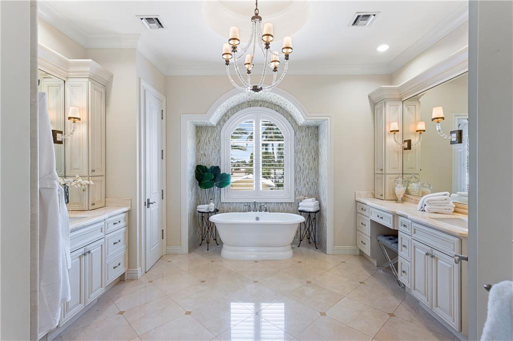 HILLSBORO HARBOR UNIT A - Residential