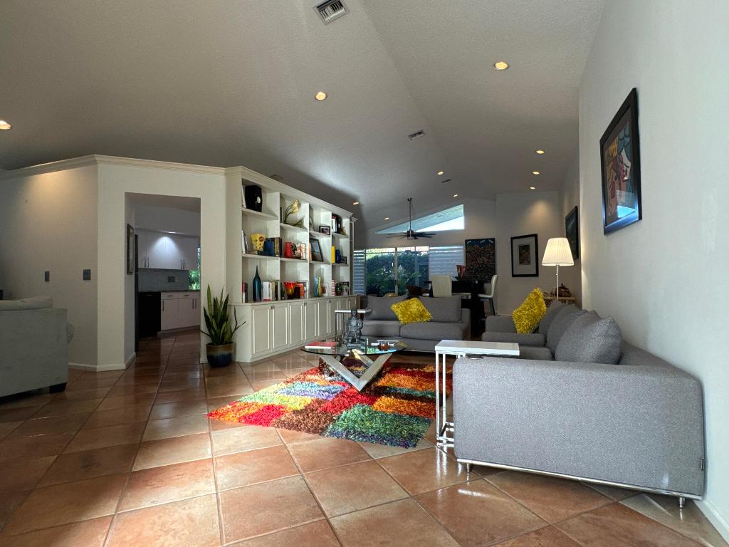 11590 Creekside Drive