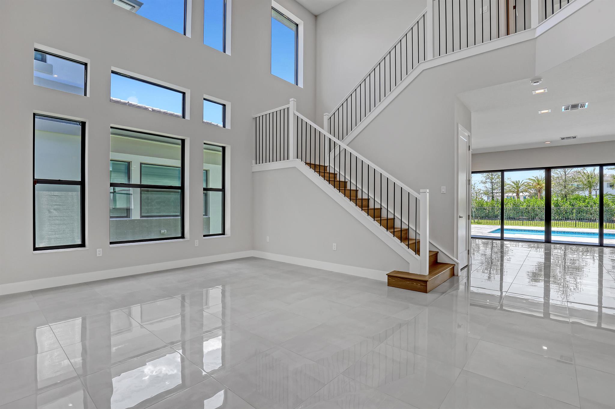 13025 Feathering Way Way