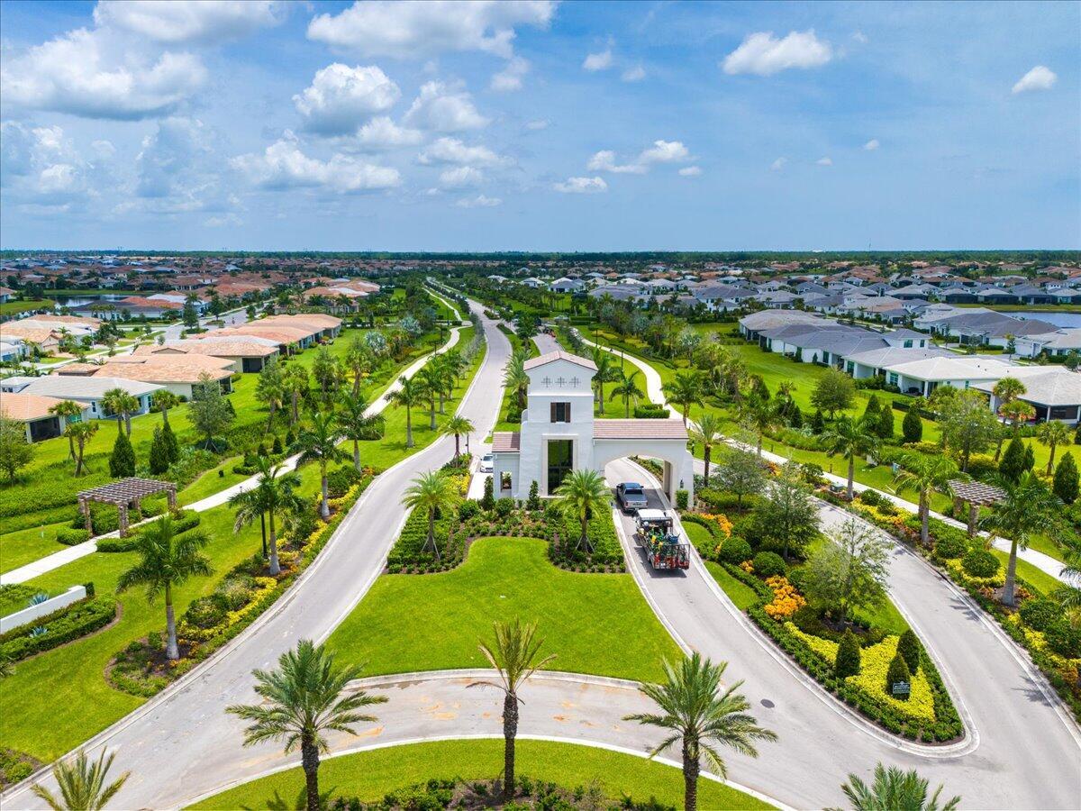 VERANO - Residential