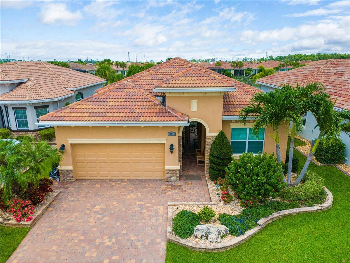 VERANO - Residential