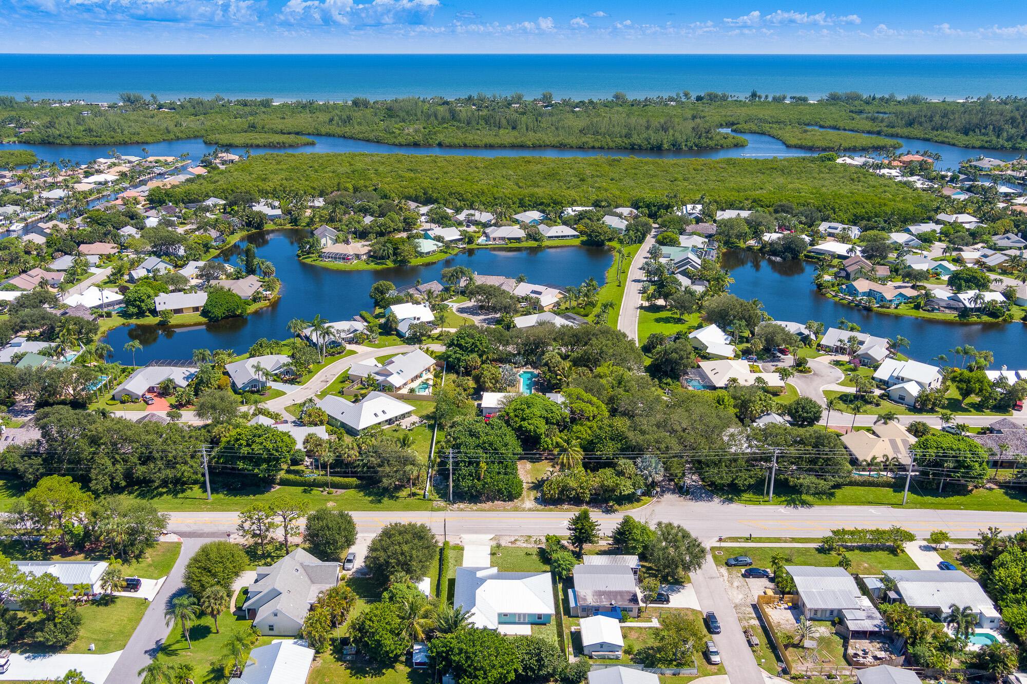 LITTLE VILLAGE UNREC - Residential Lease