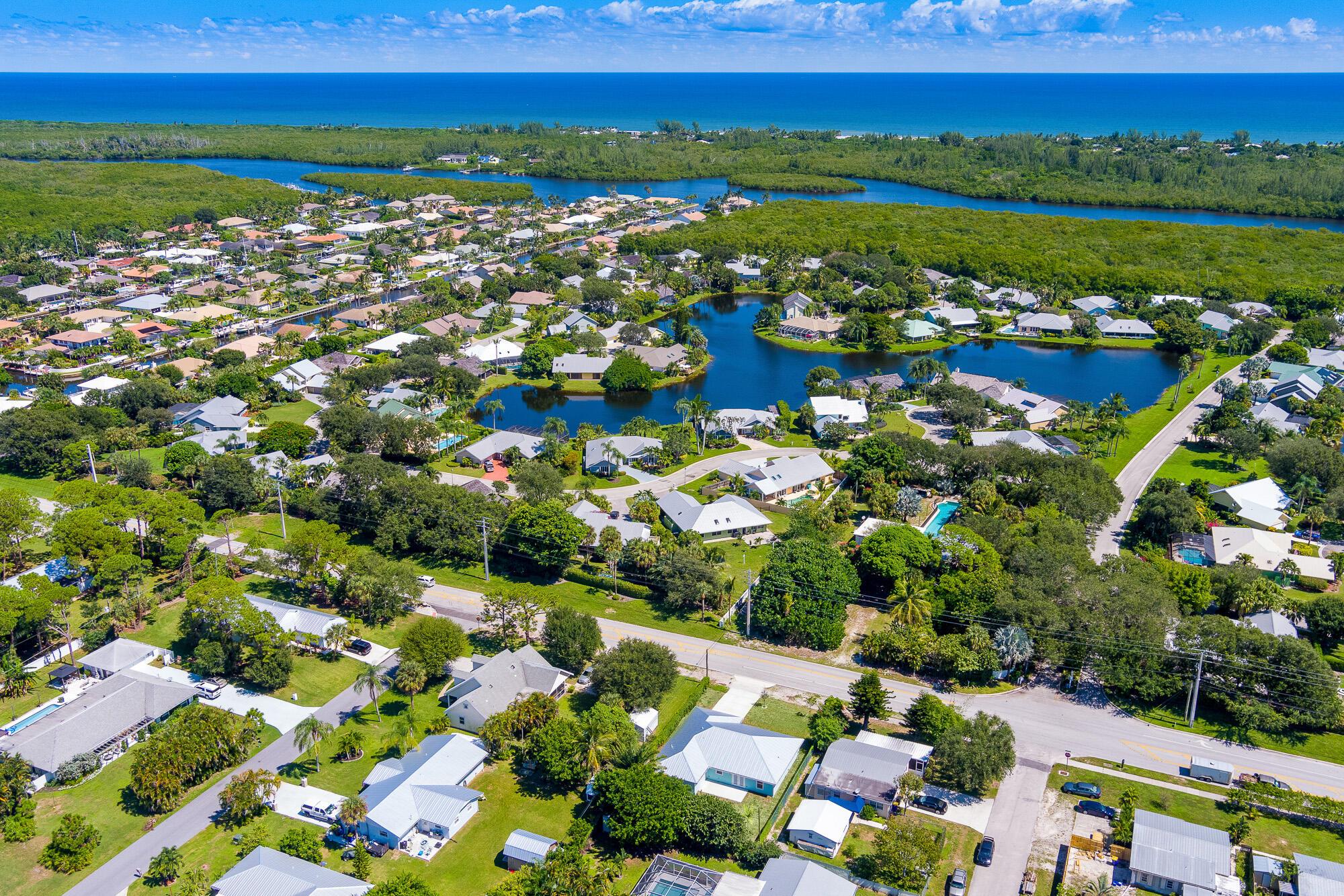 LITTLE VILLAGE UNREC - Residential Lease