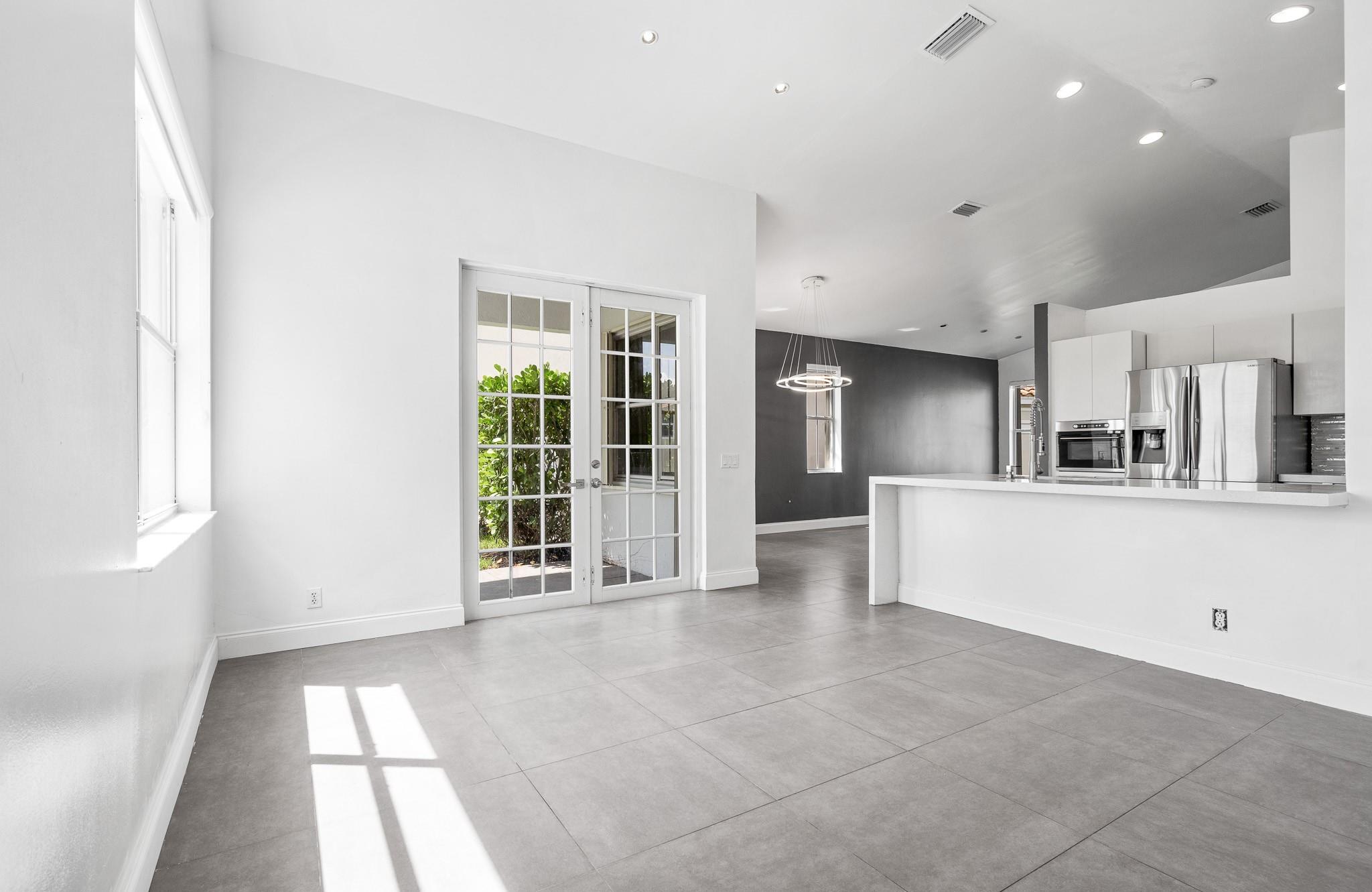 951 Falling Water Rd