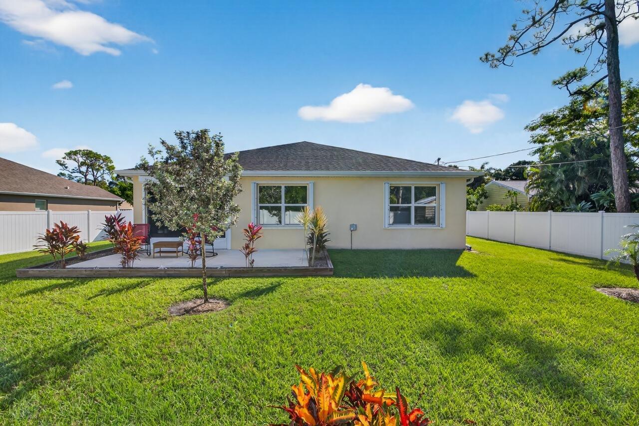 SEBASTIAN HIGHLANDS UNIT - Residential
