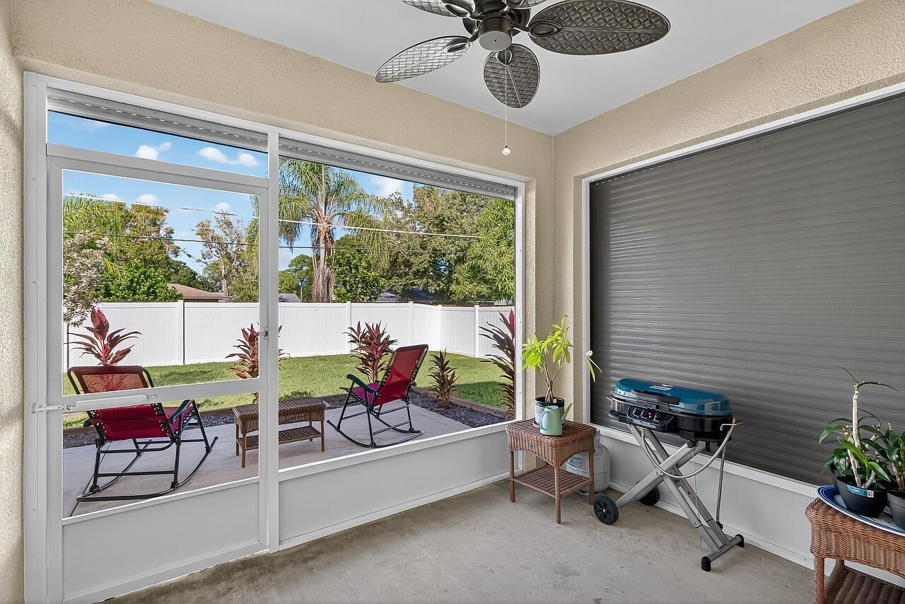 SEBASTIAN HIGHLANDS UNIT - Residential