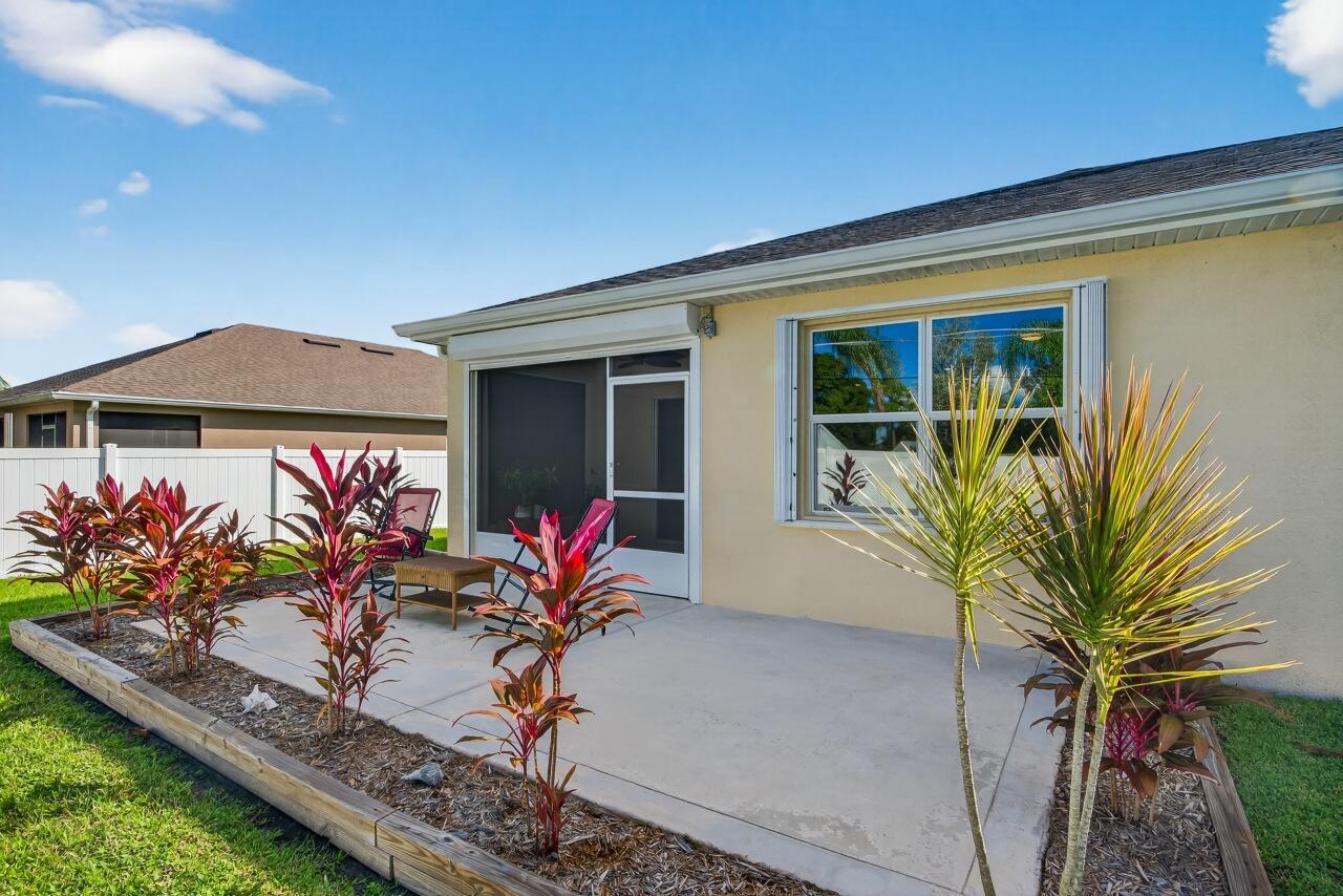 SEBASTIAN HIGHLANDS UNIT - Residential