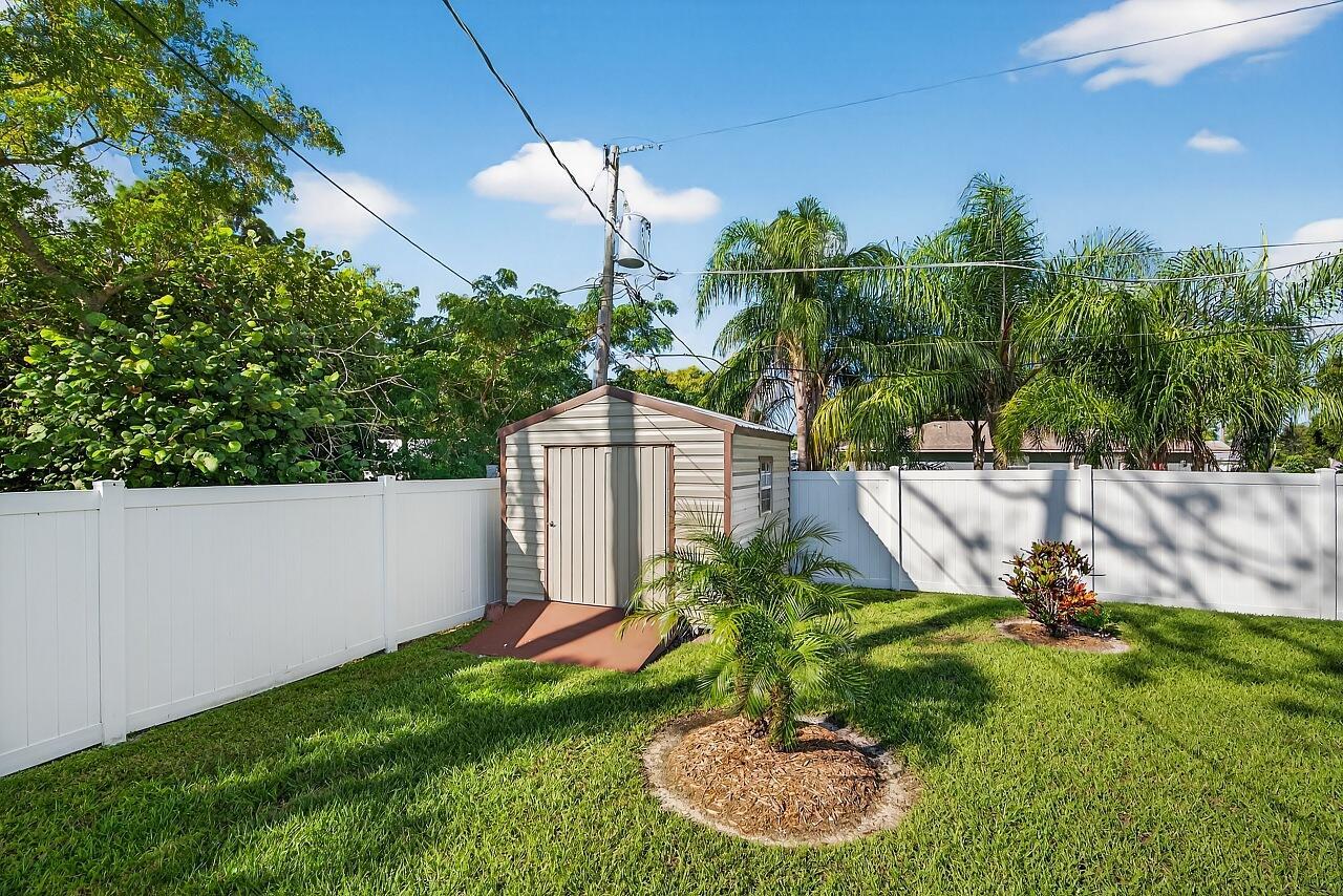 SEBASTIAN HIGHLANDS UNIT - Residential