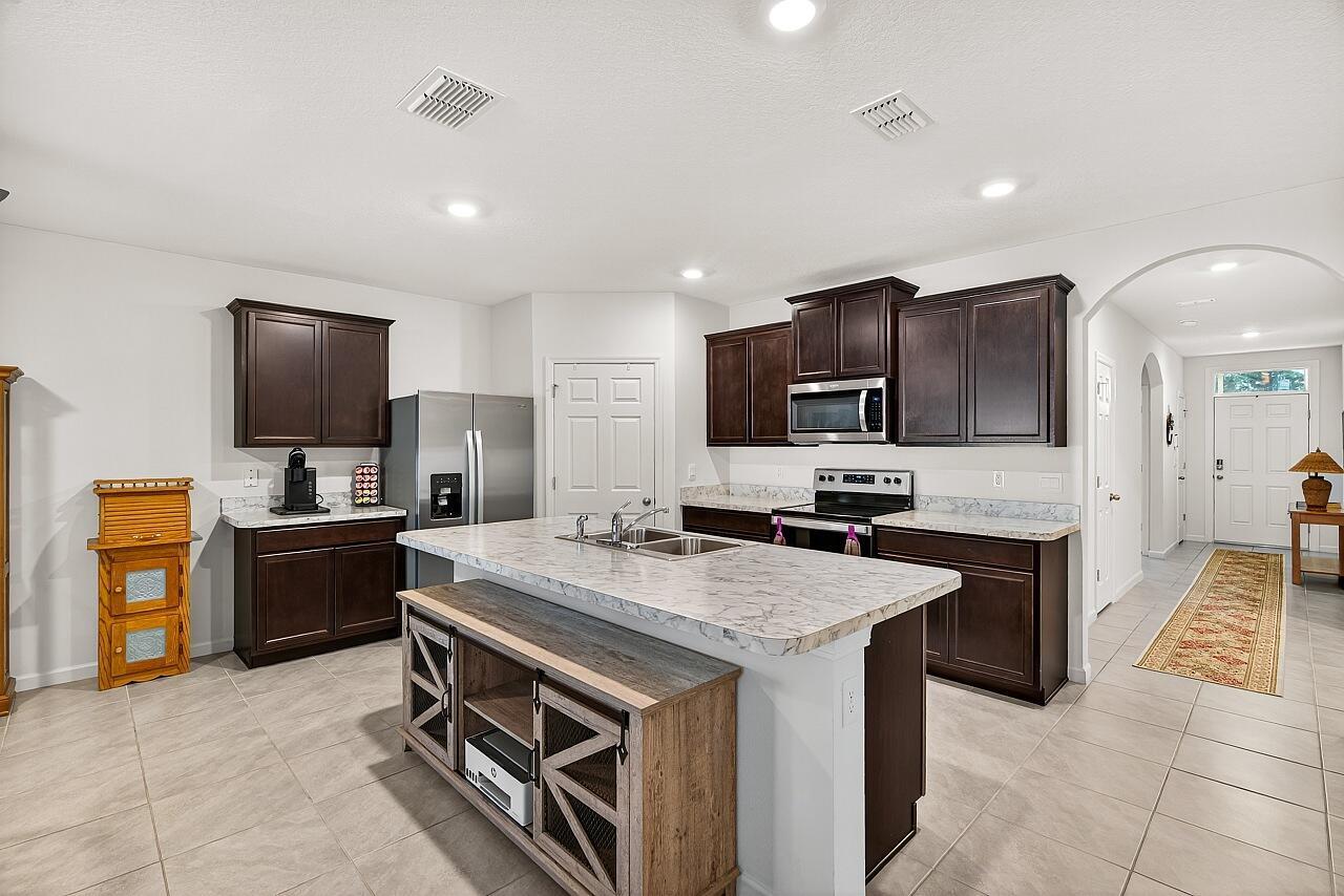 SEBASTIAN HIGHLANDS UNIT - Residential