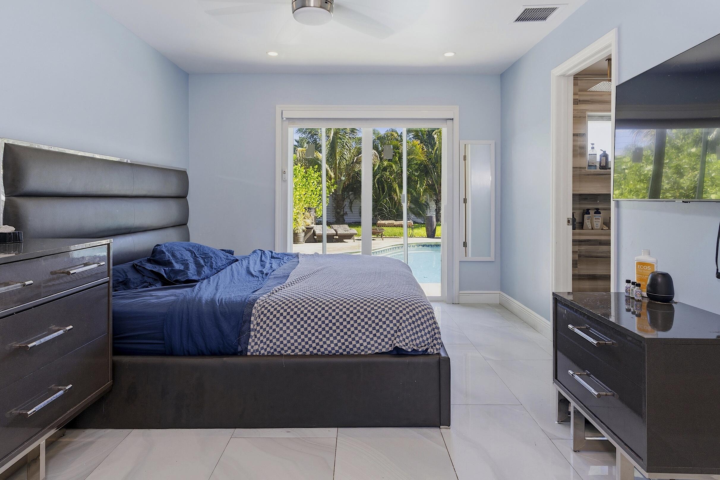 OAKLAND PARK SECOND ADD - Residential