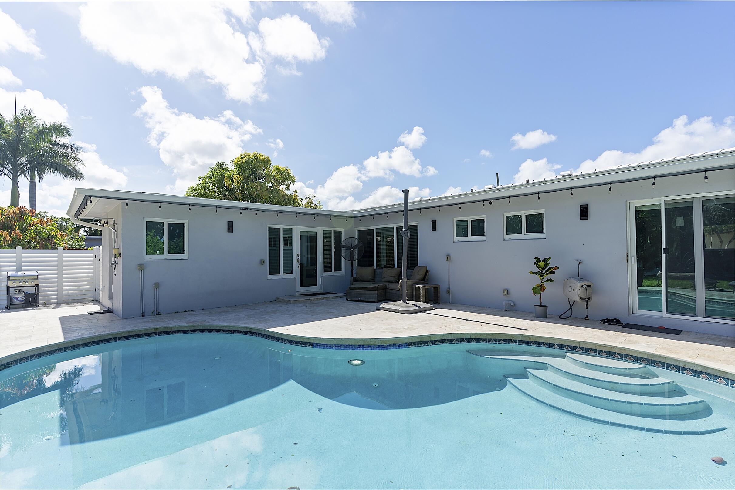 OAKLAND PARK SECOND ADD - Residential