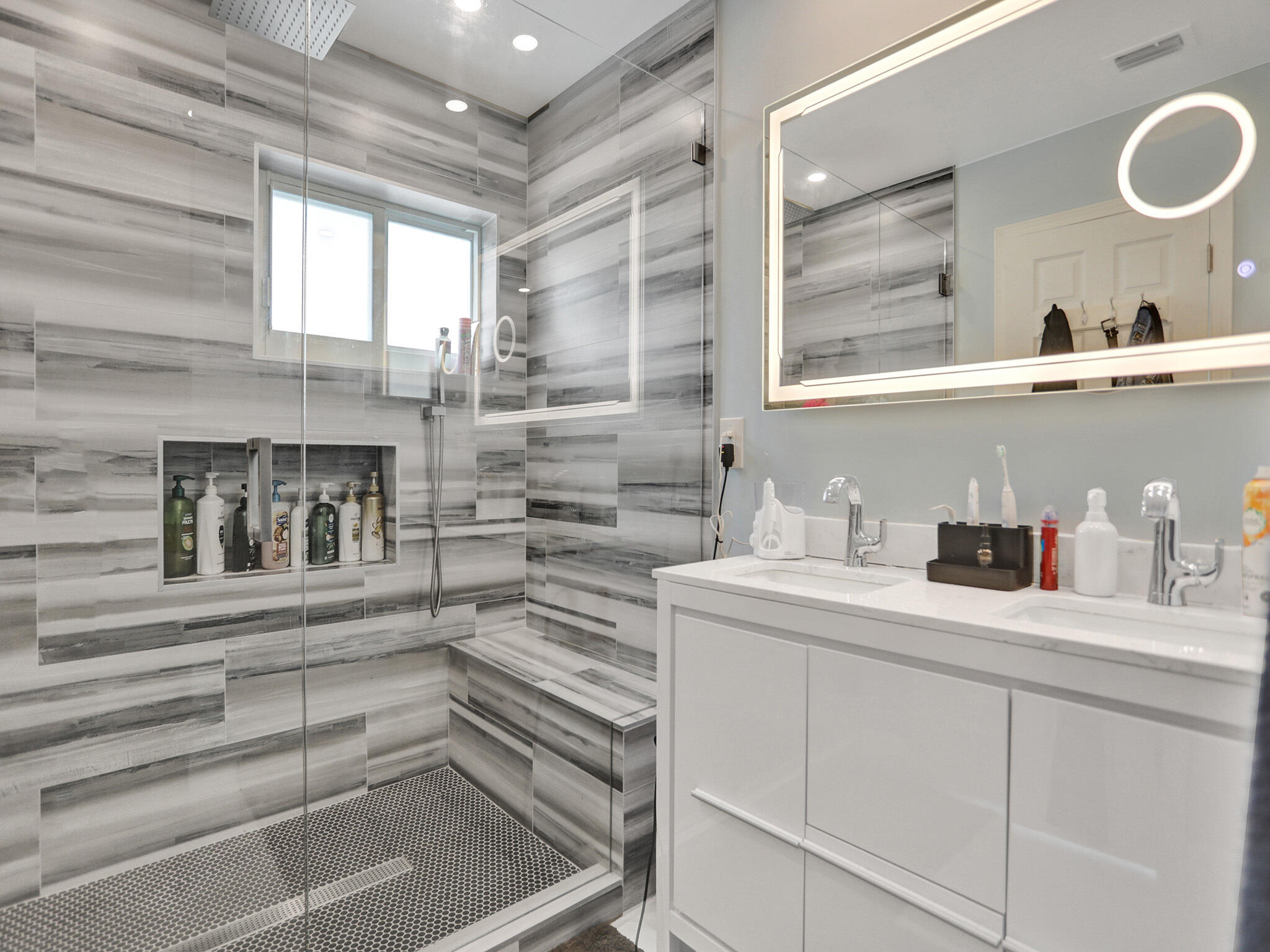 OAKLAND PARK SECOND ADD - Residential