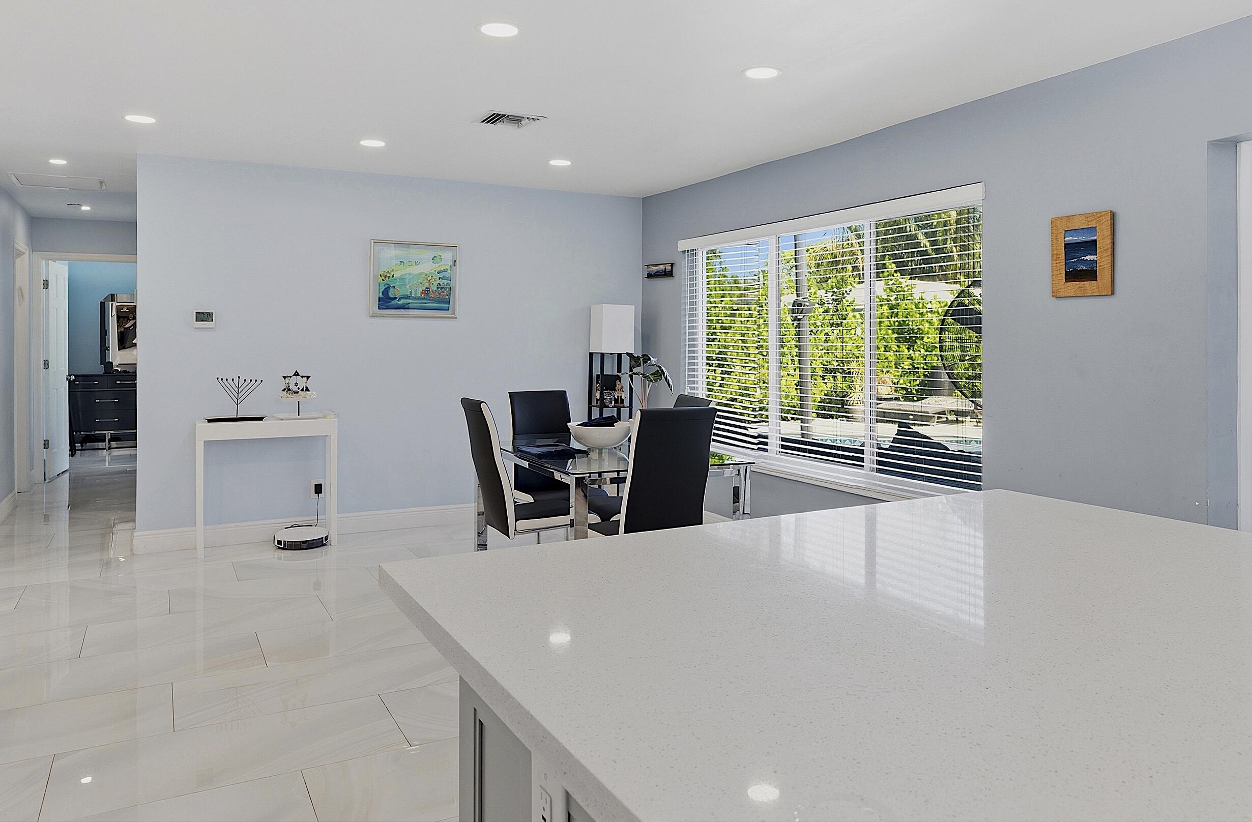 OAKLAND PARK SECOND ADD - Residential