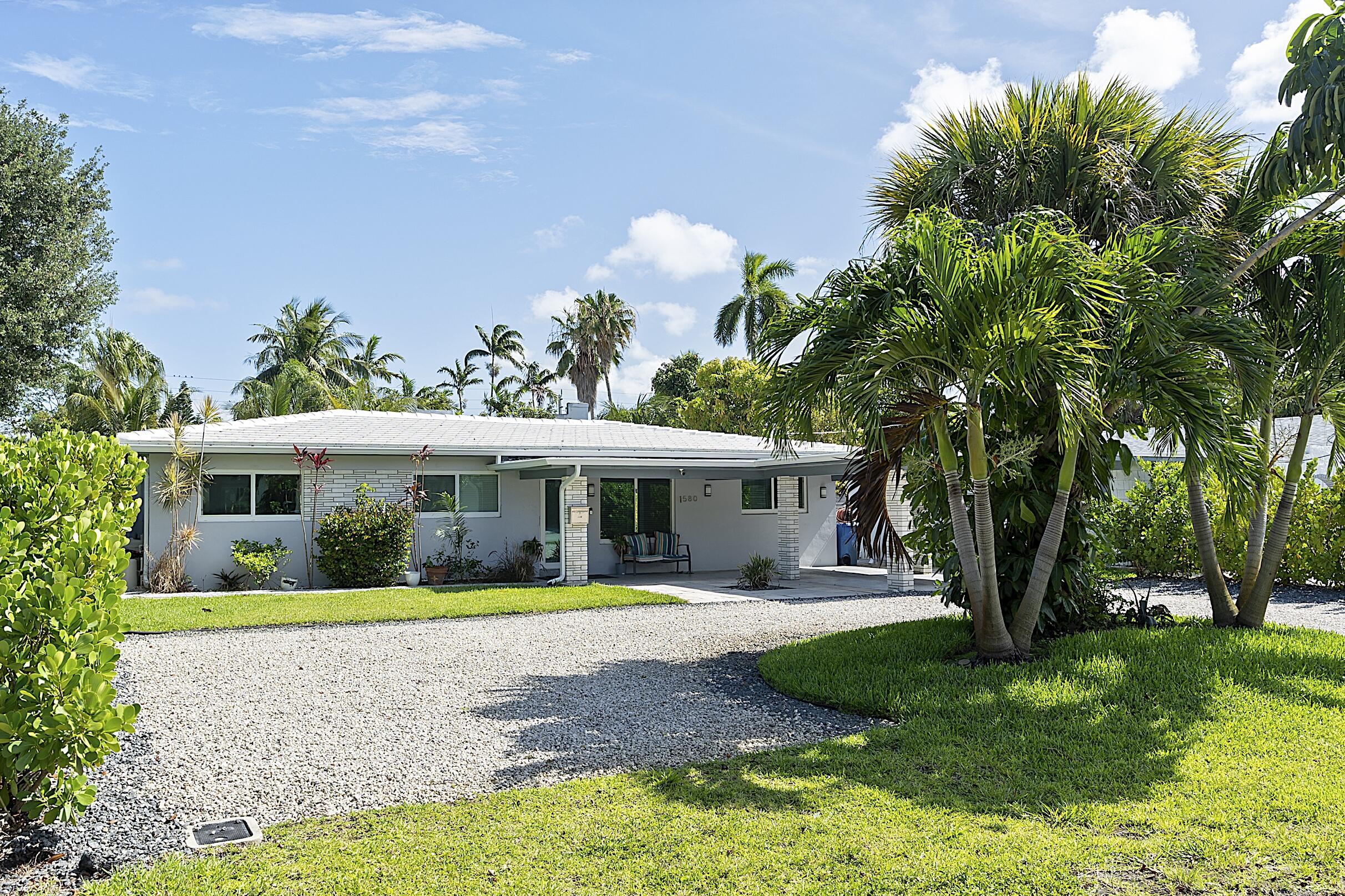 1580 NE 34th Street