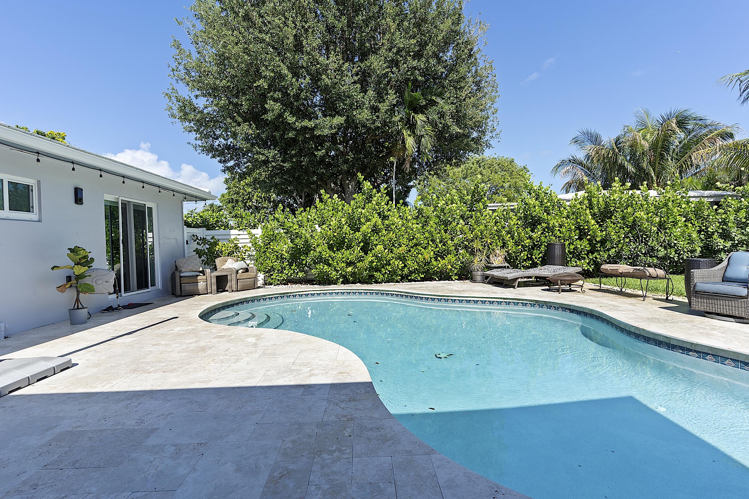 OAKLAND PARK SECOND ADD - Residential