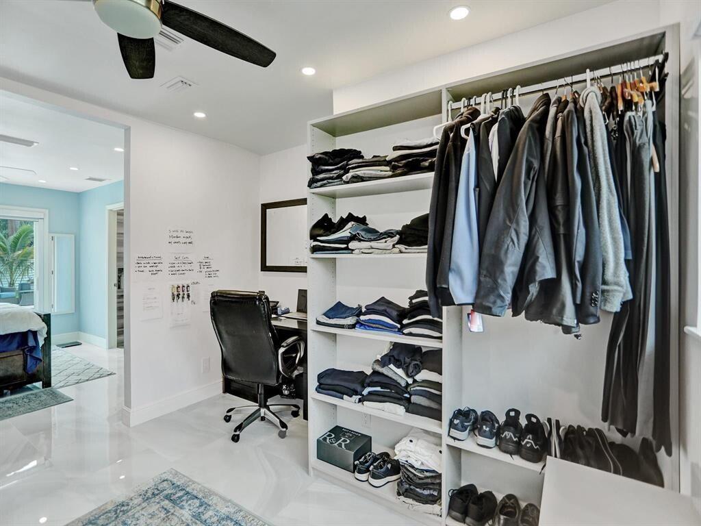 OAKLAND PARK SECOND ADD - Residential