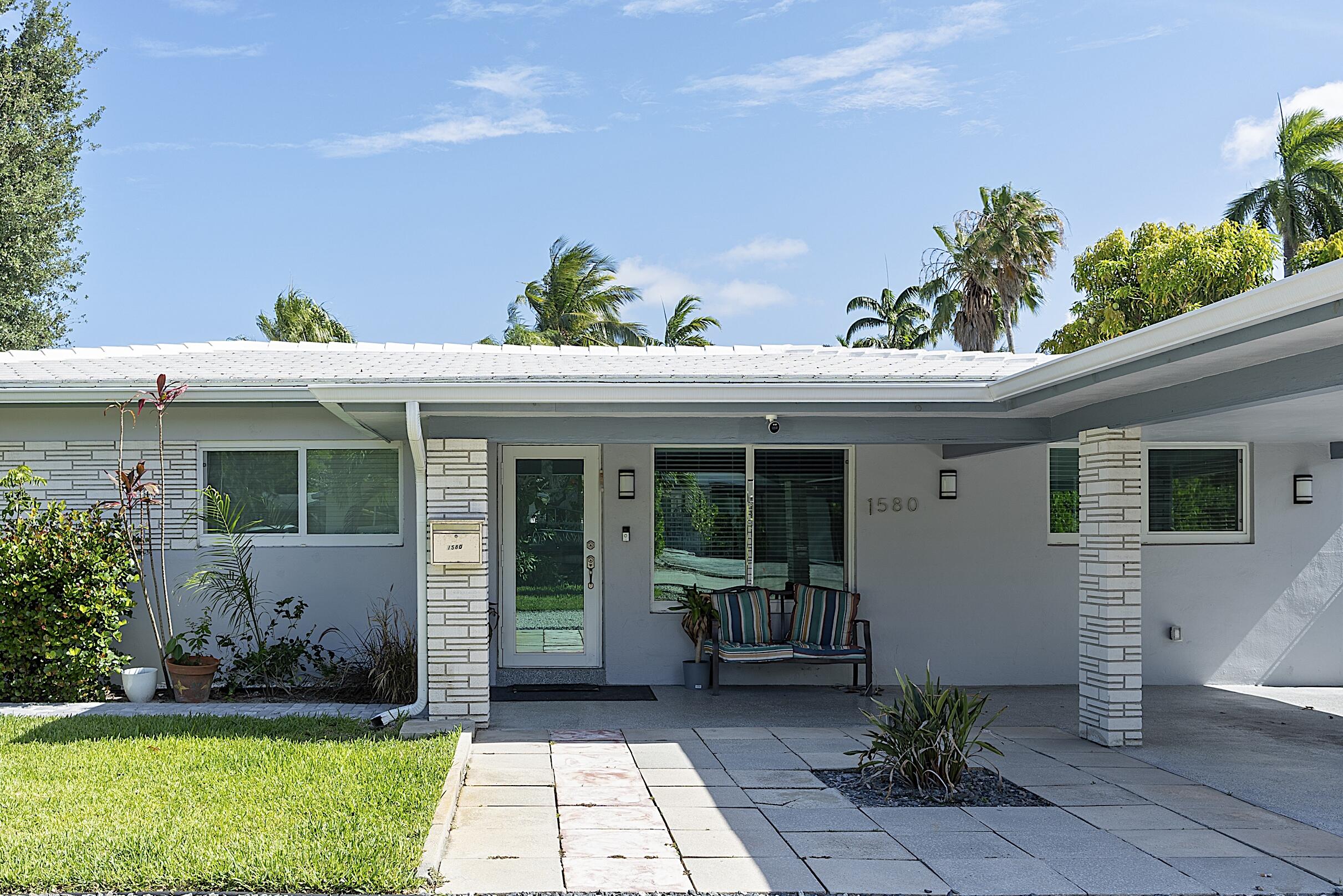 1580 NE 34th Street