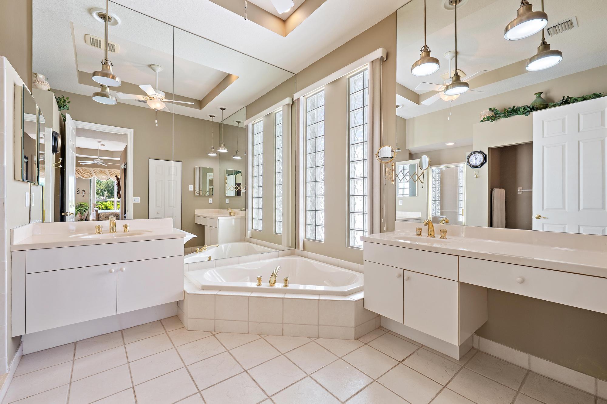 IBIS GOLF AND COUNTRY CLUB 24 - Residential