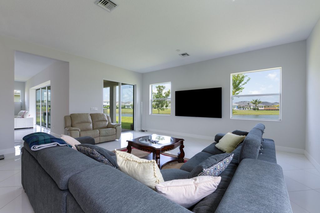 Photo of 15960 Whippoorwill Circle, Westlake, FL 33470 (MLS # R10922832)