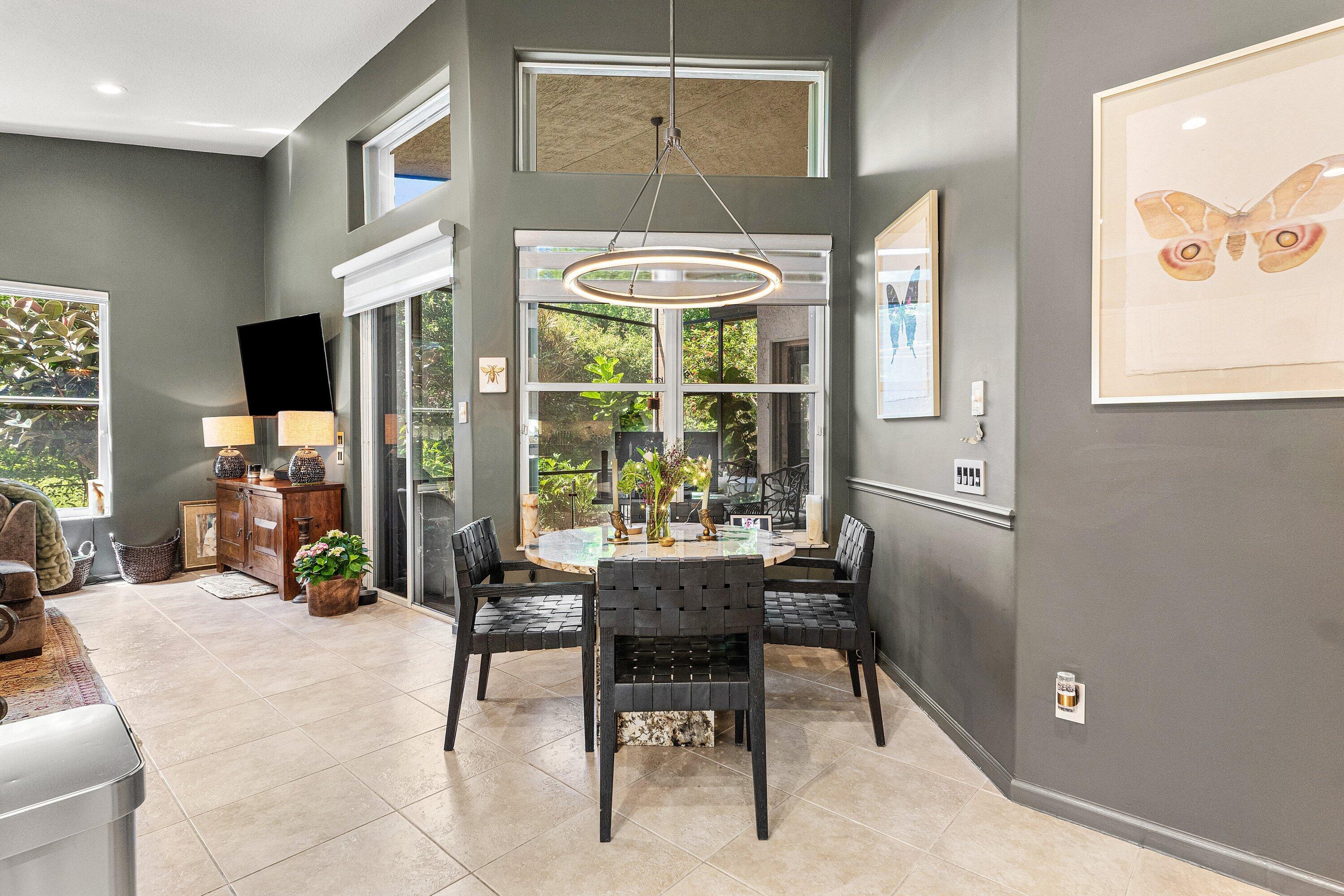 Valencia Falls - Residential