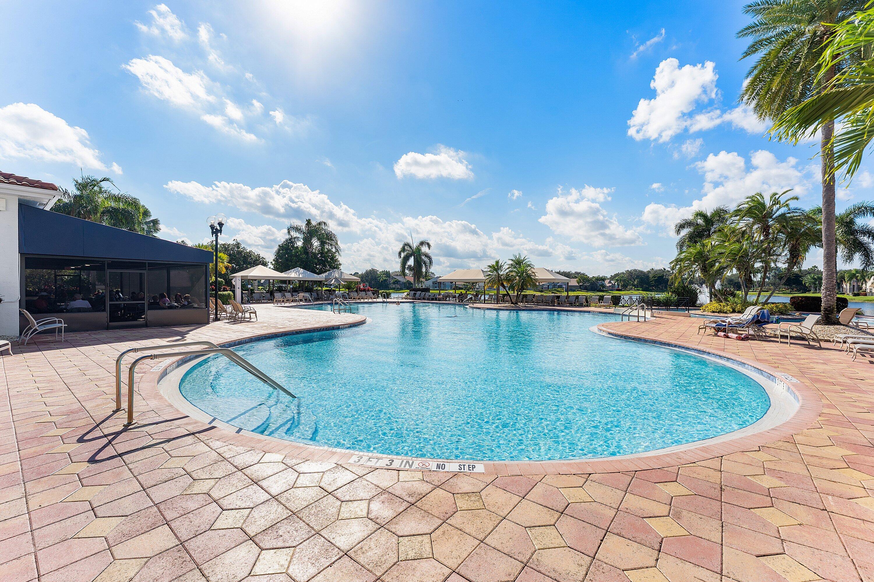 Valencia Falls - Residential