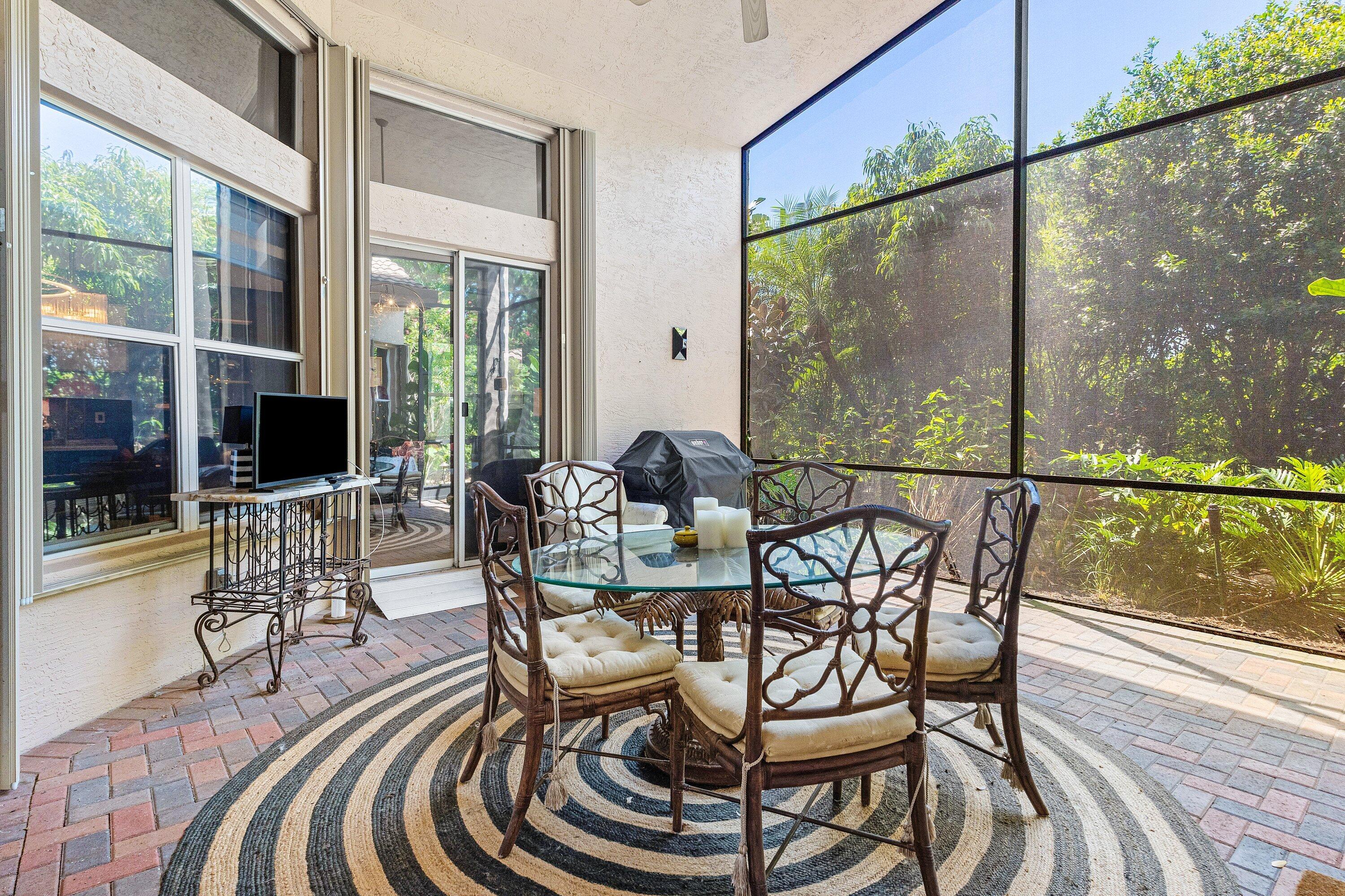 Valencia Falls - Residential