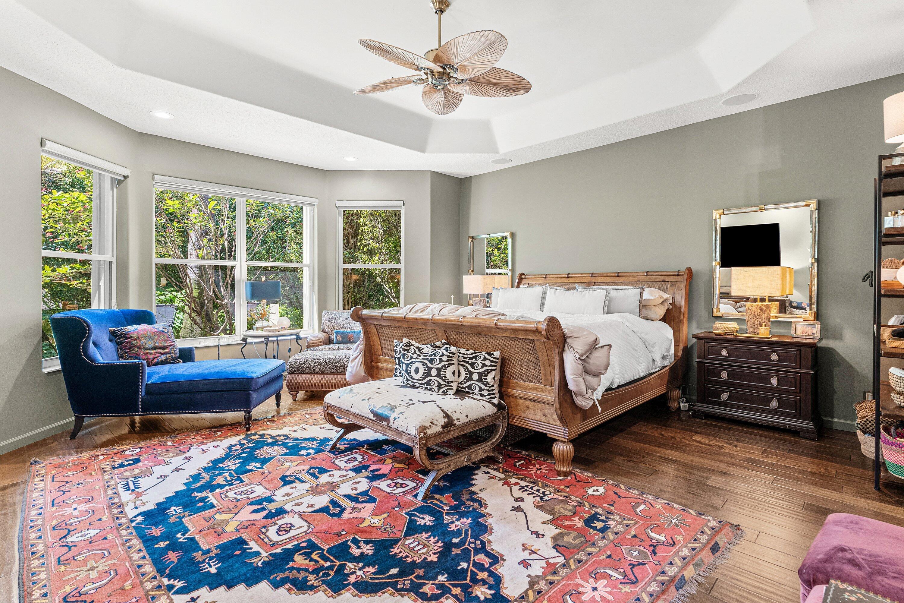 Valencia Falls - Residential