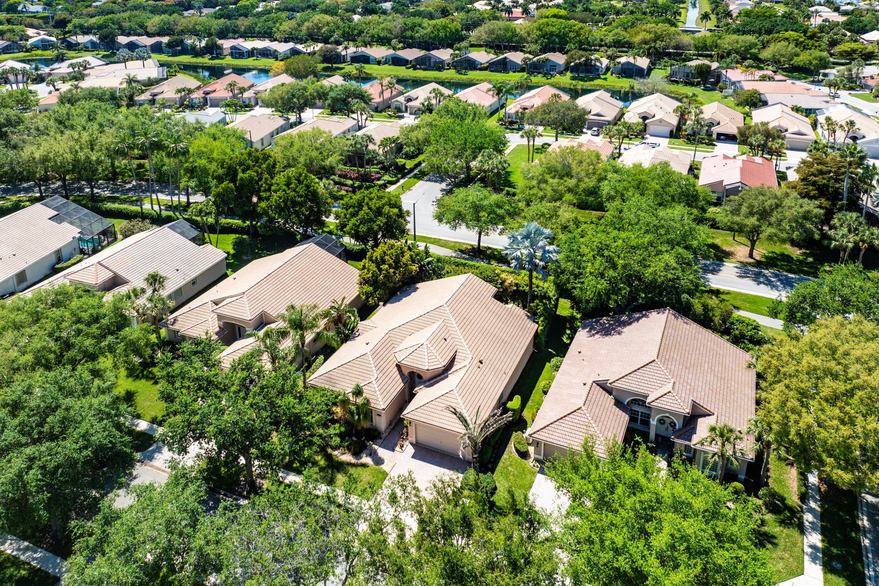 Valencia Falls - Residential