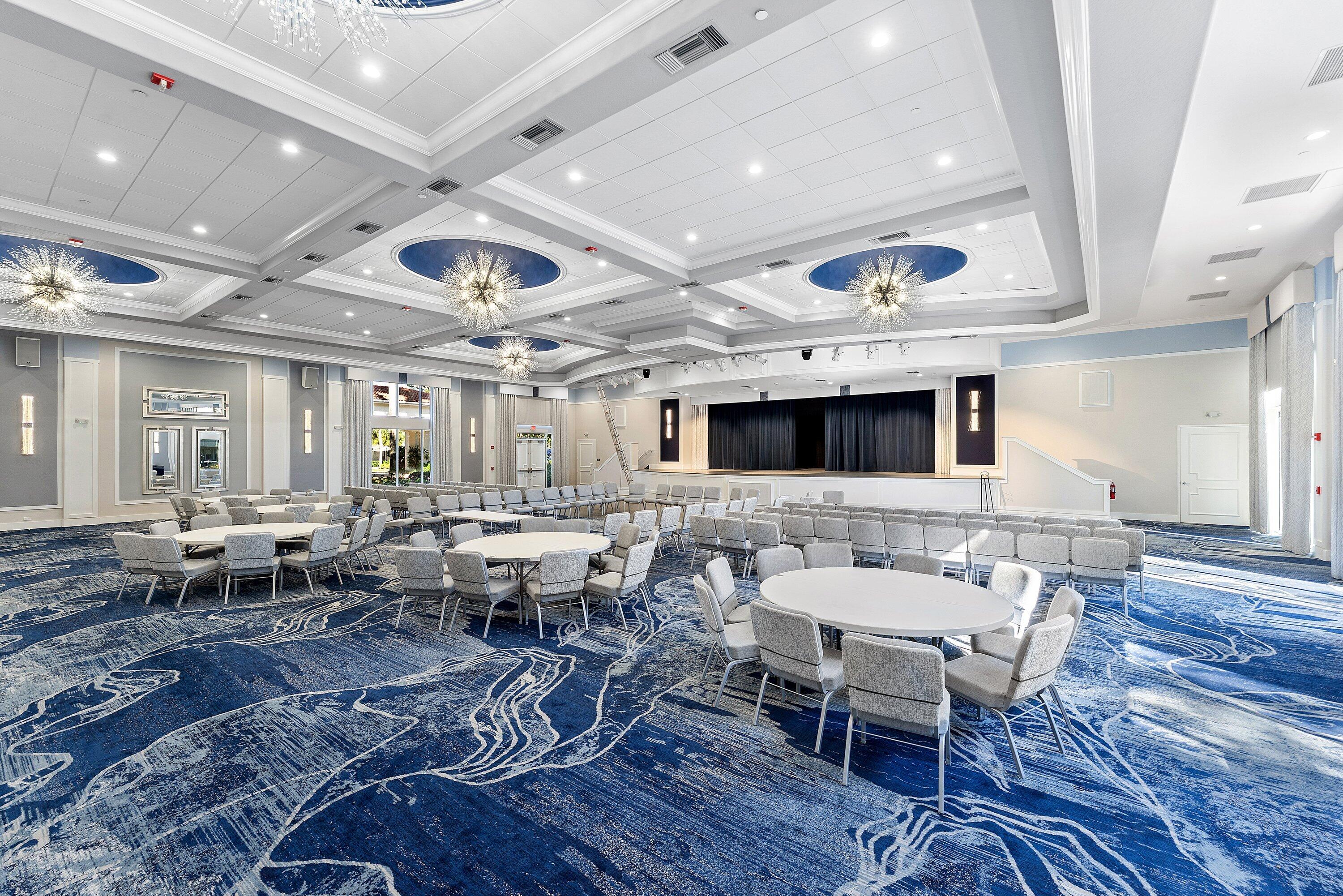 Valencia Falls - Residential